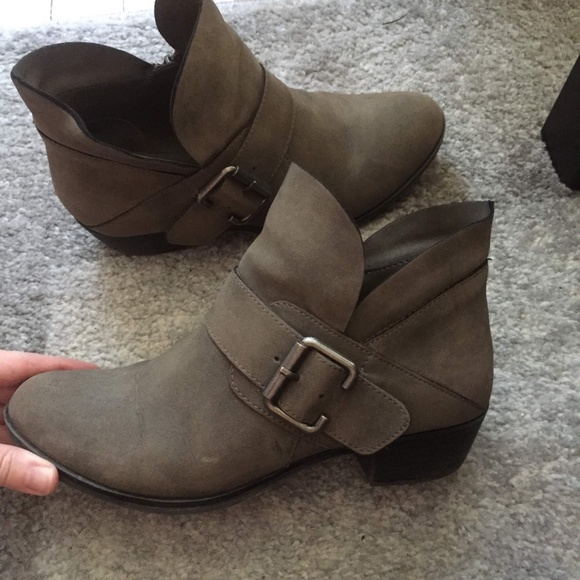 Me Too Booties - Picture 5 of 7